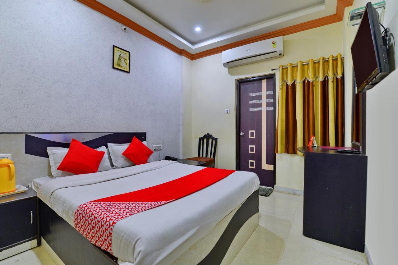 Oyo 6541 Hotel Relax Inn Udaipur Bagian luar foto