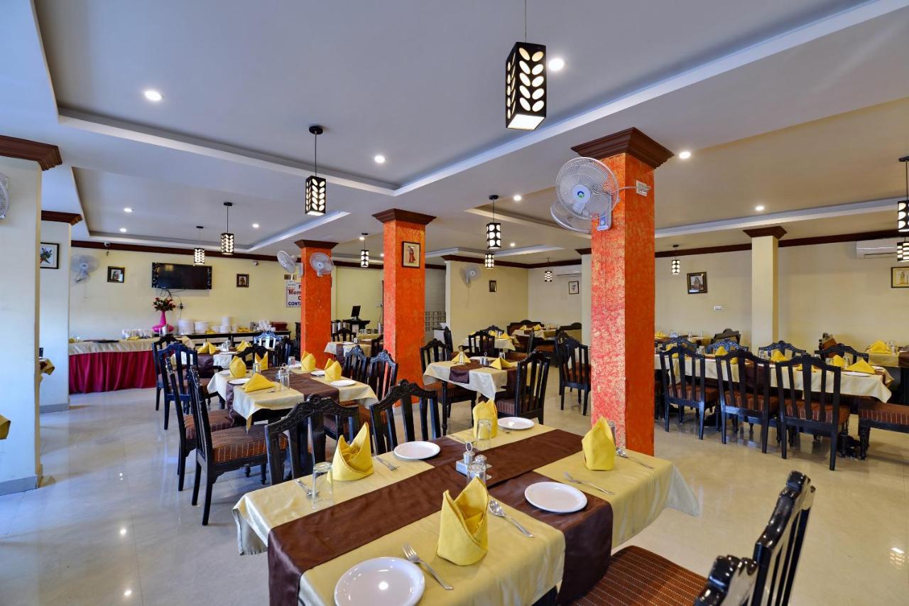 Oyo 6541 Hotel Relax Inn Udaipur Bagian luar foto
